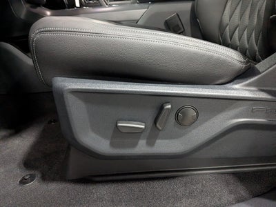 2025 Ford F-150 XLT - 6" lift custom wheels,Leather