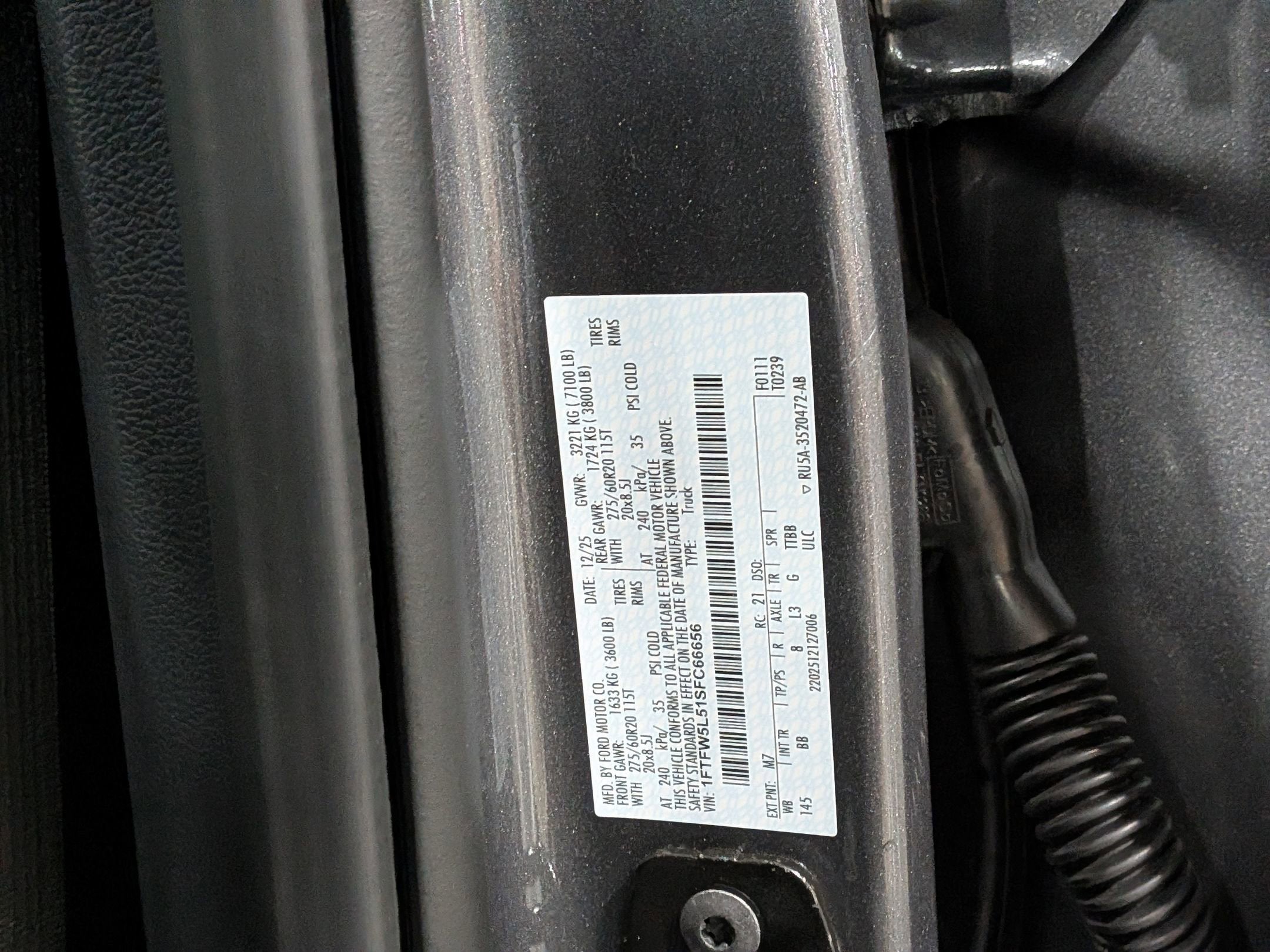 2025 Ford F-150 LARIAT Dark Trail