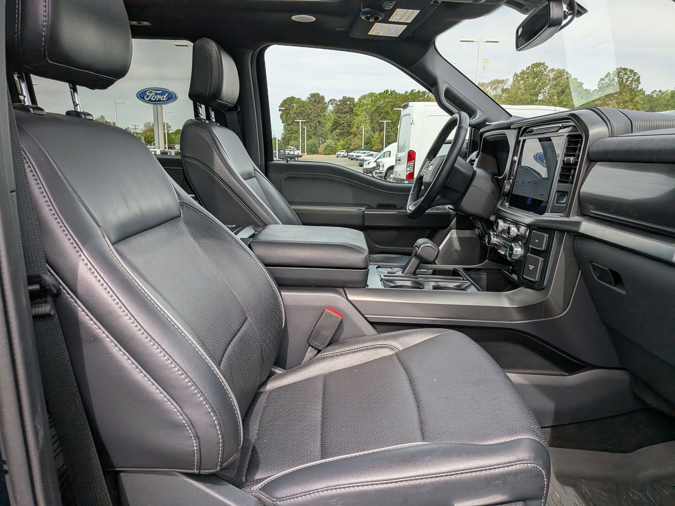 2024 Ford F-150 LARIAT