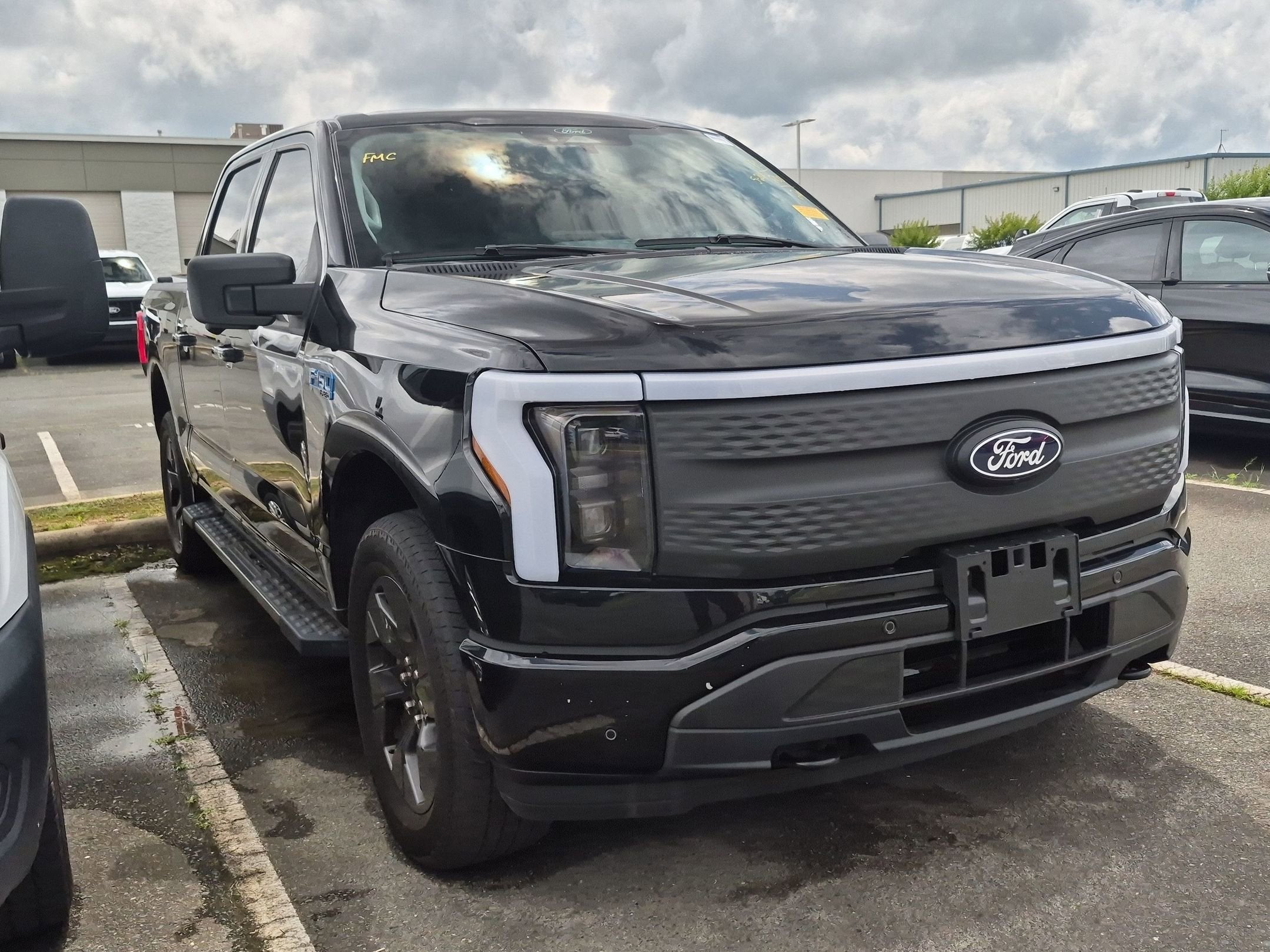 2024 Ford F-150 Lightning Flash