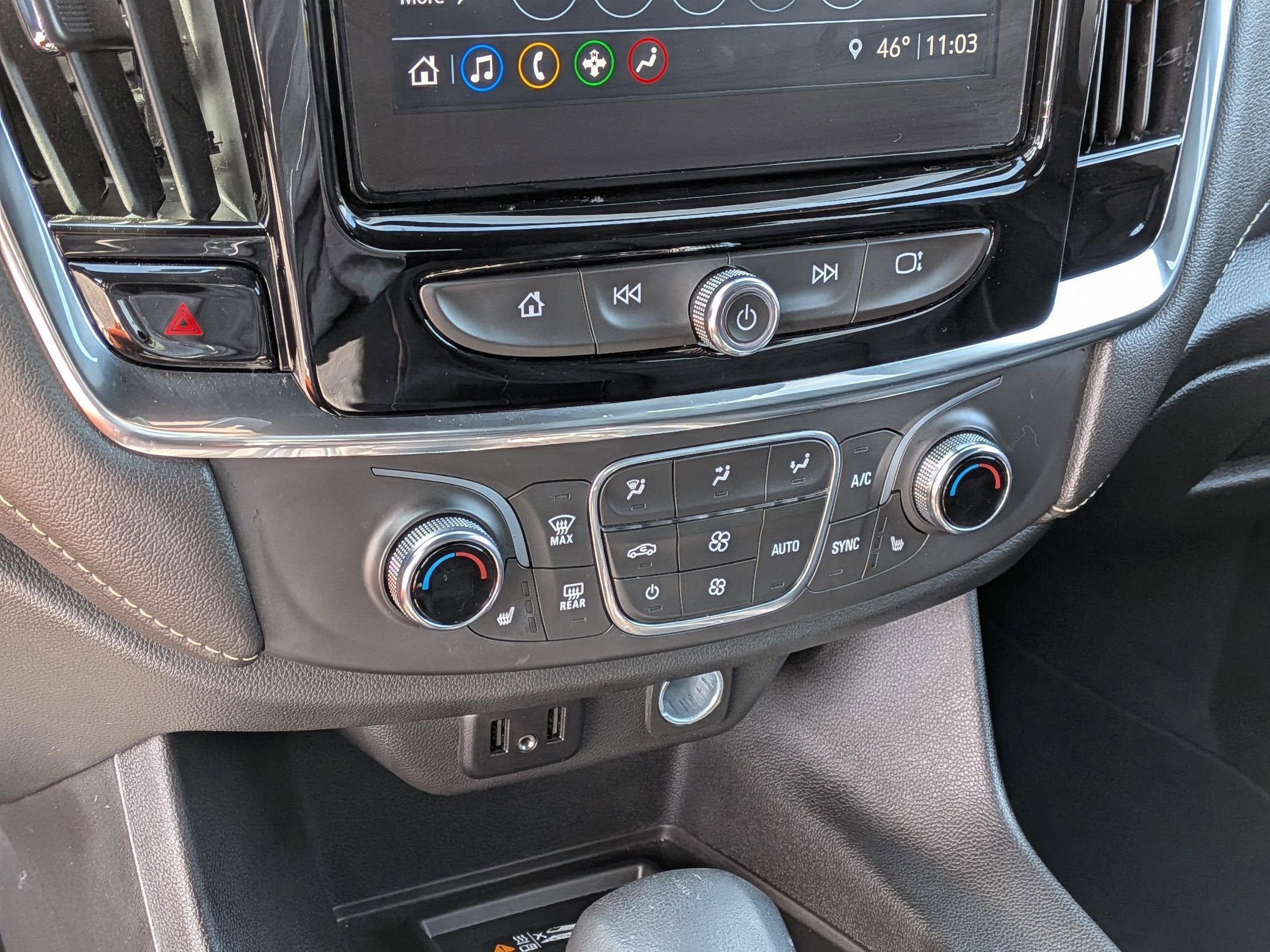 2022 Chevrolet Traverse LT Leather