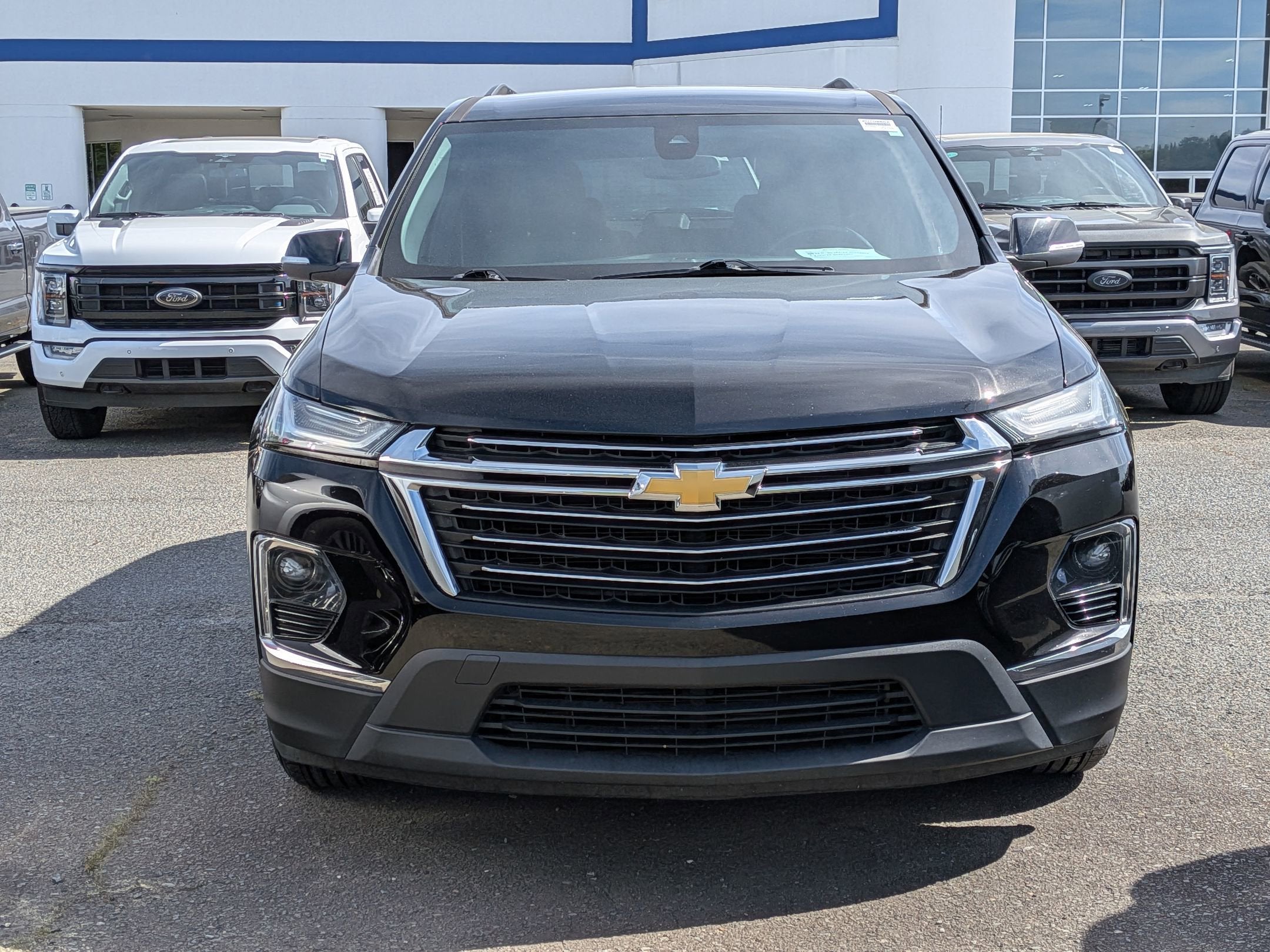 2022 Chevrolet Traverse LT Leather