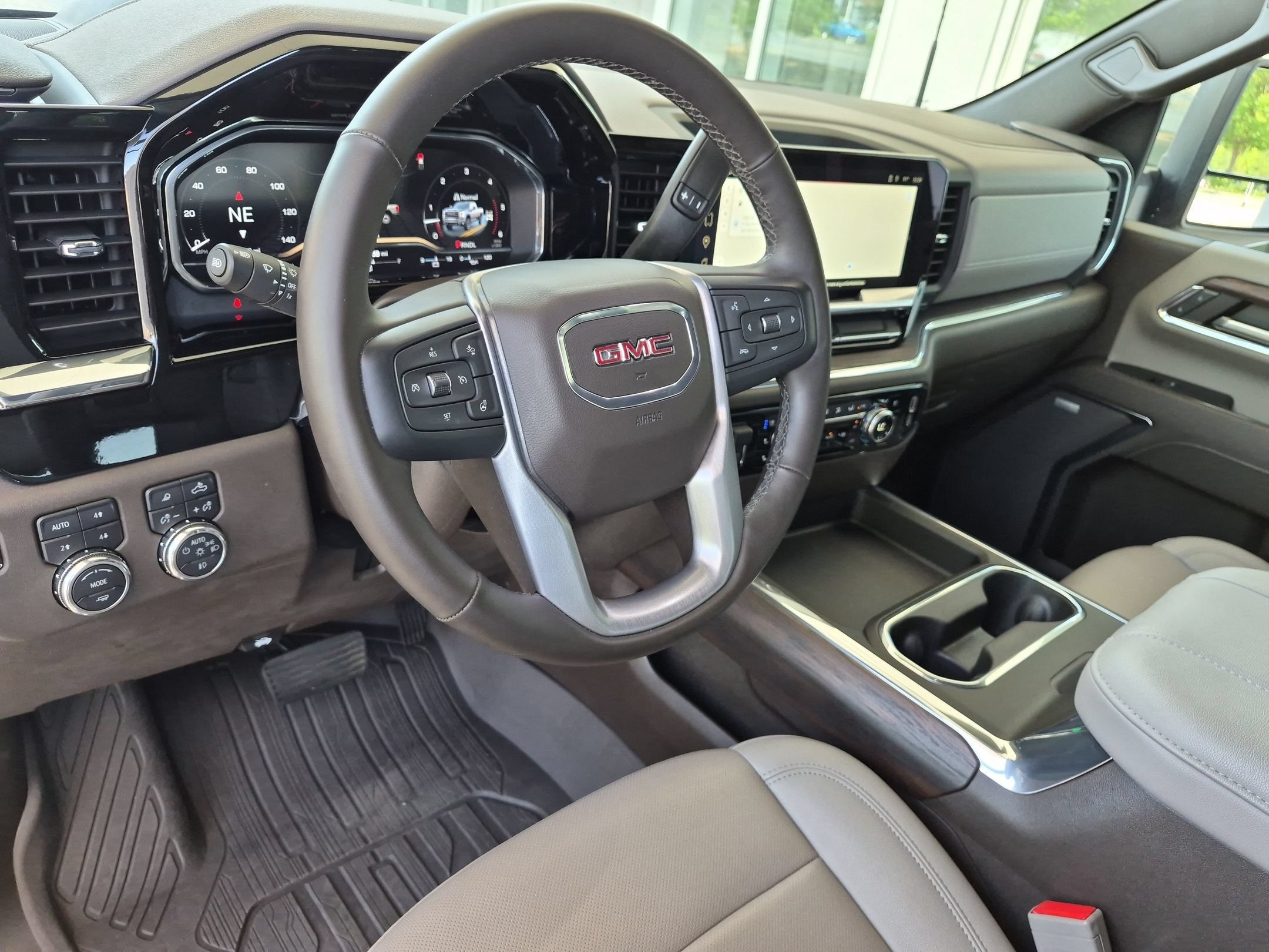 2024 GMC Sierra 2500HD SLT