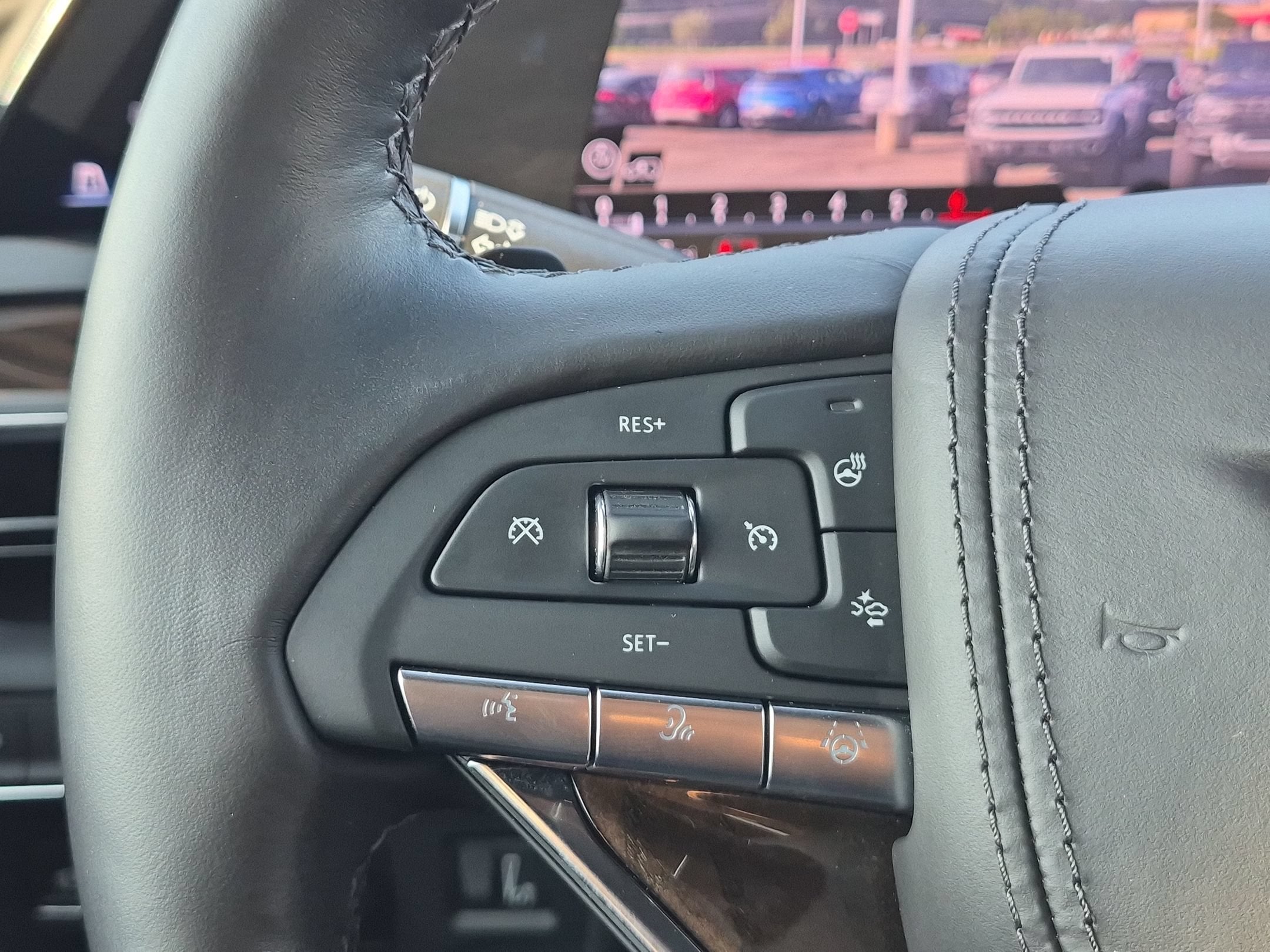 2024 Cadillac Escalade ESV 4WD Sport Platinum