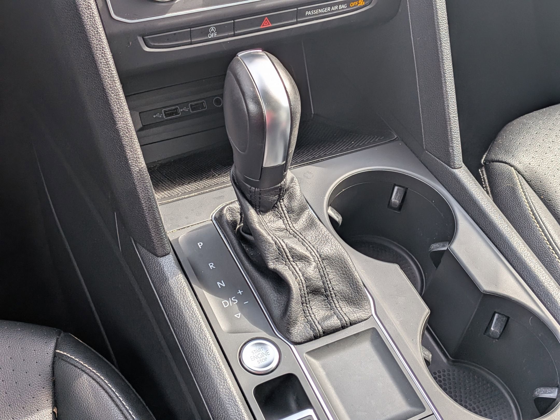 2020 Volkswagen Atlas Cross Sport 3.6L V6 SE w/Technology