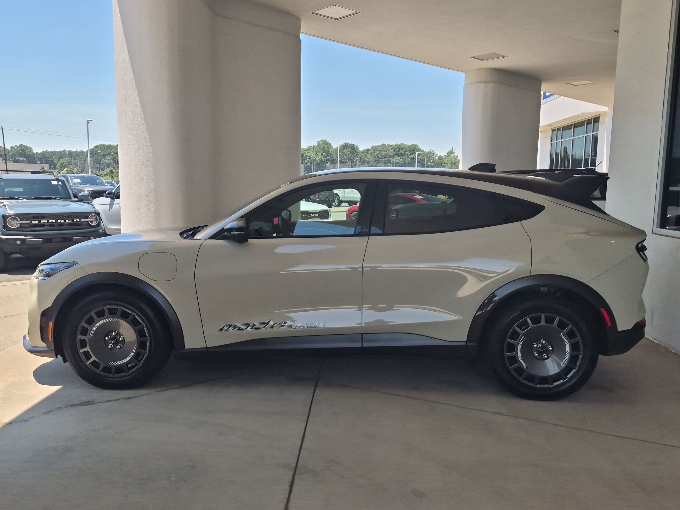 2025 Ford Mustang Mach-E GT