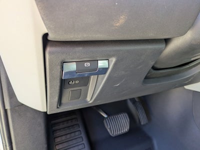 2023 Land Rover Defender X-Dynamic SE