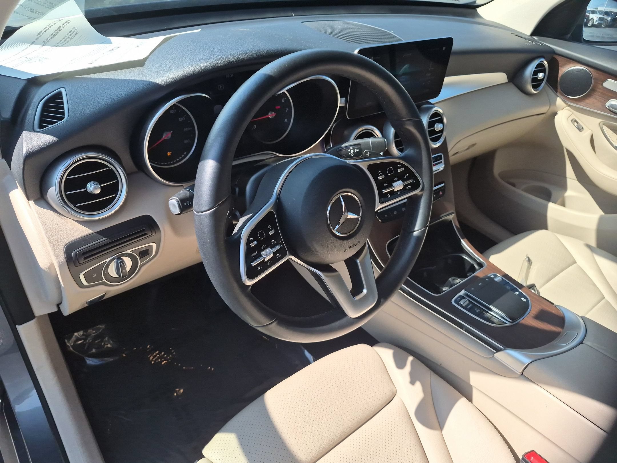 2022 Mercedes-Benz GLC GLC 300
