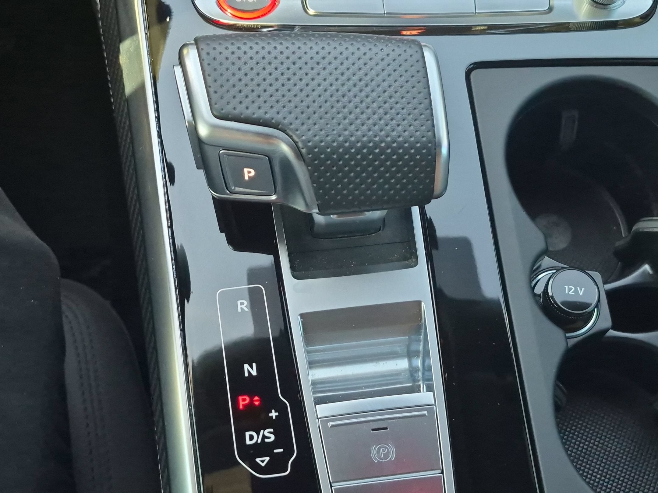 2024 Audi SQ8 Premium Plus