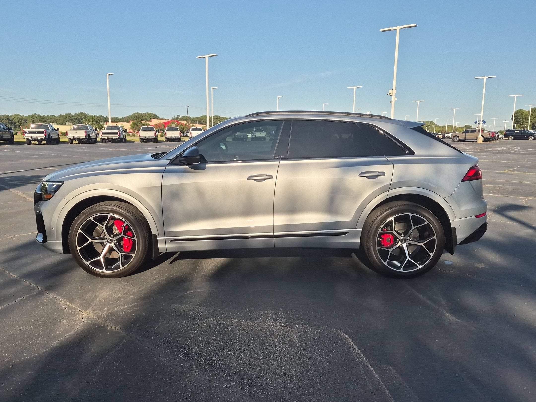 2024 Audi SQ8 Premium Plus