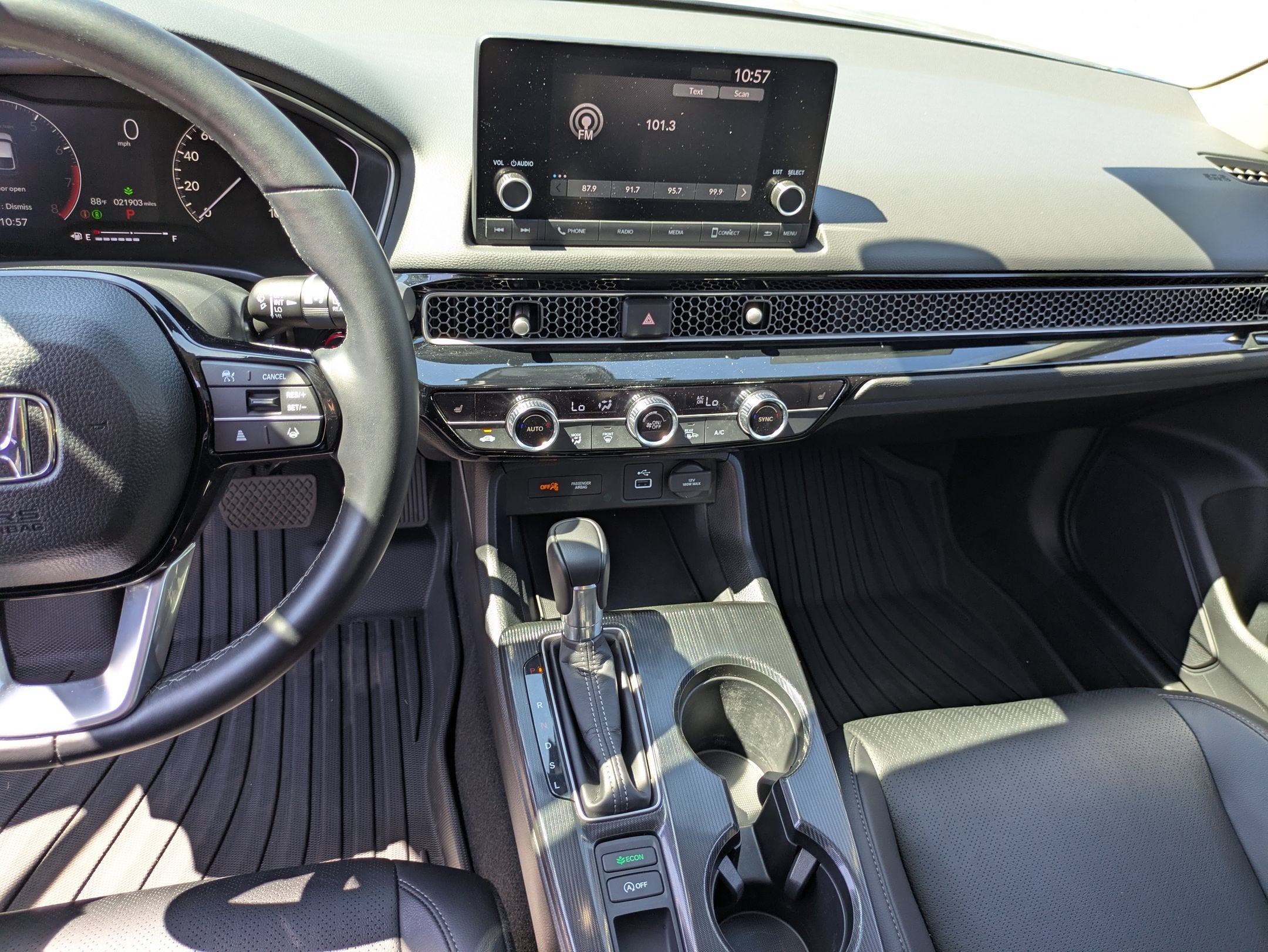 2024 Honda Civic Hatchback EX-L