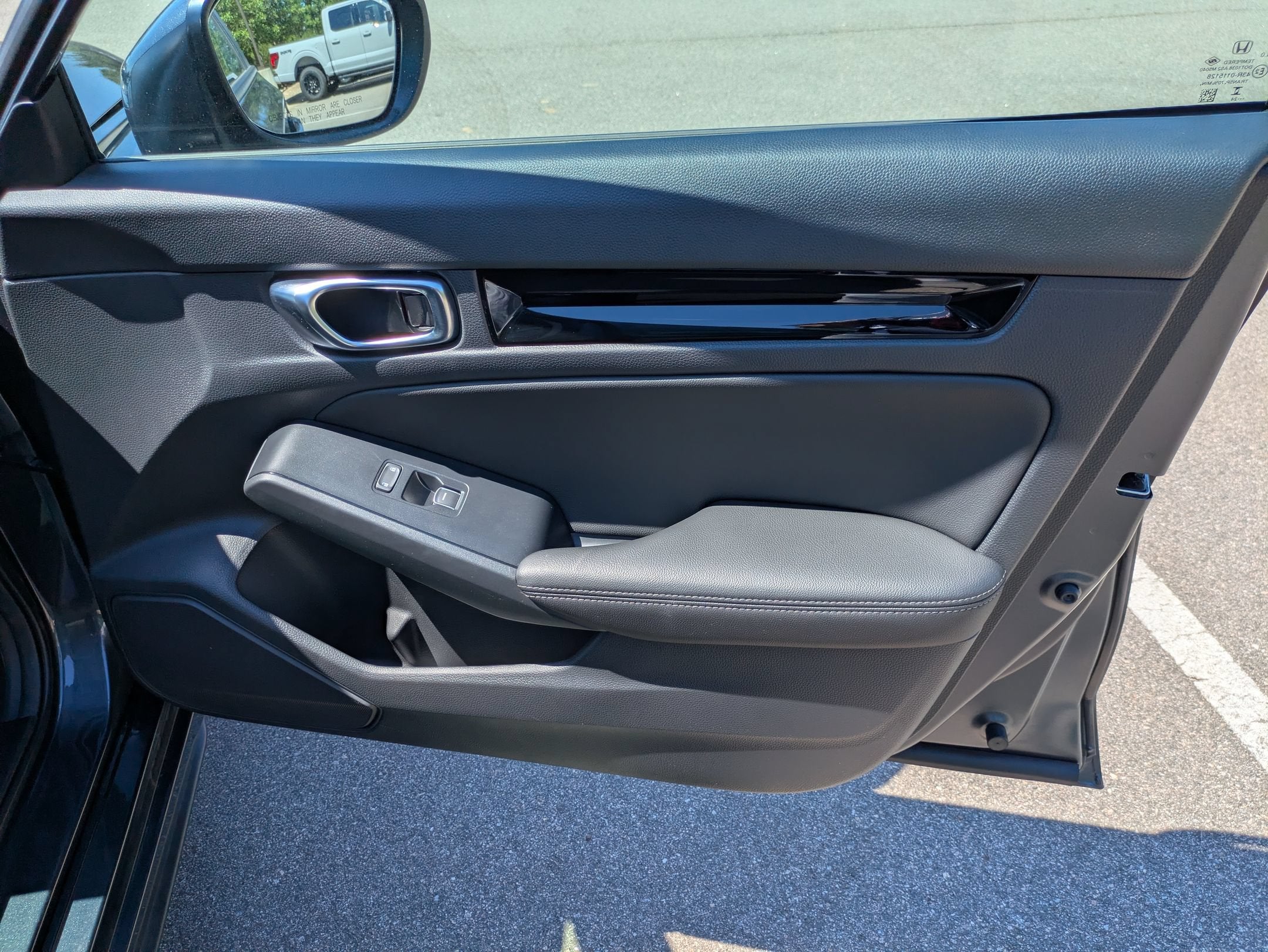 2024 Honda Civic Hatchback EX-L