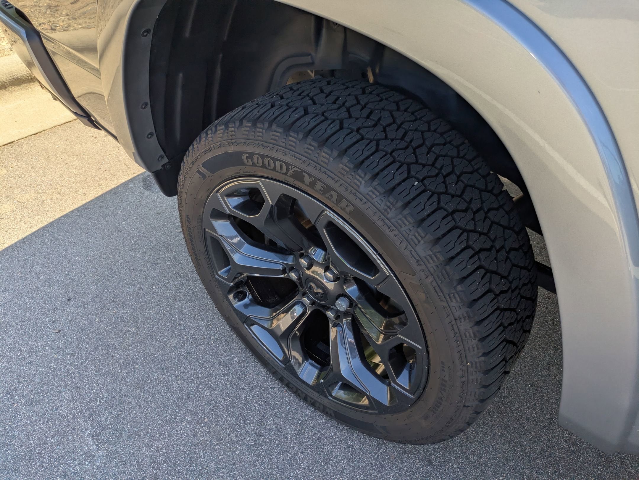 2023 RAM 1500 Limited
