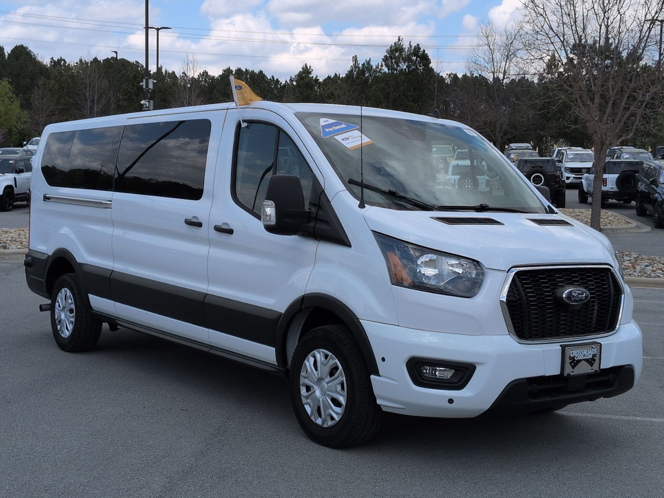 2024 Ford Transit Passenger Wagon XLT