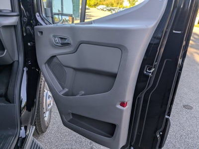 2027 Ford Transit Passenger Wagon XLT