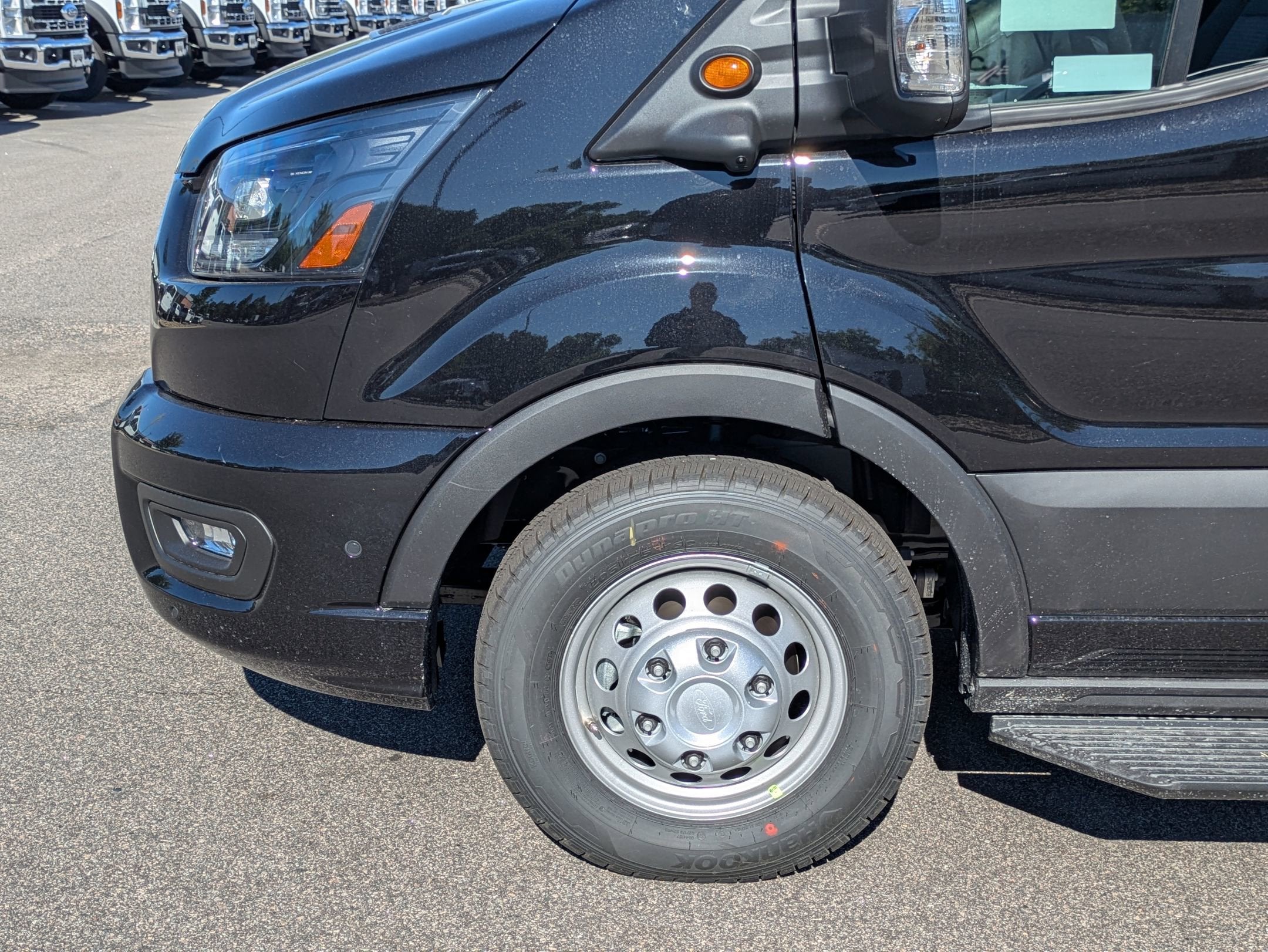 2026 Ford Transit Passenger Wagon XLT