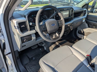 2026 Ford Super Duty F-550 DRW XL
