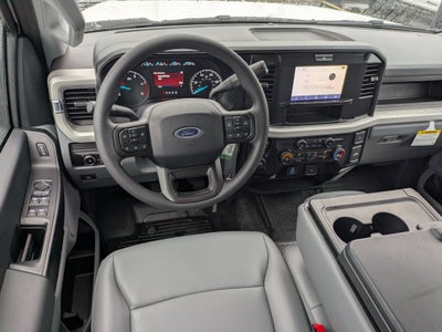 2026 Ford Super Duty F-550 DRW XL