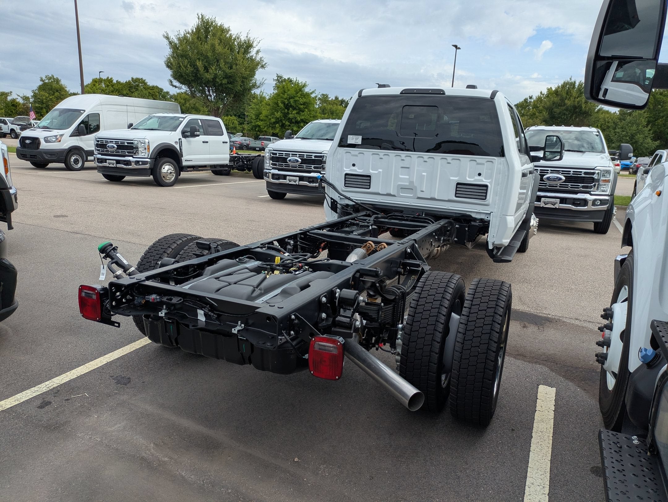 2026 Ford Super Duty F-550 DRW XL