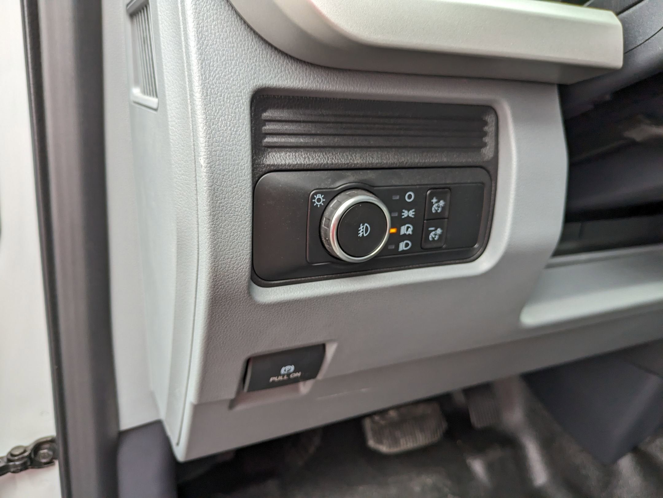 2025 Ford Super Duty F-550 DRW XL