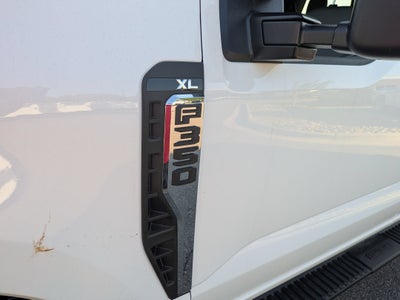 2026 Ford Super Duty F-350 SRW XL