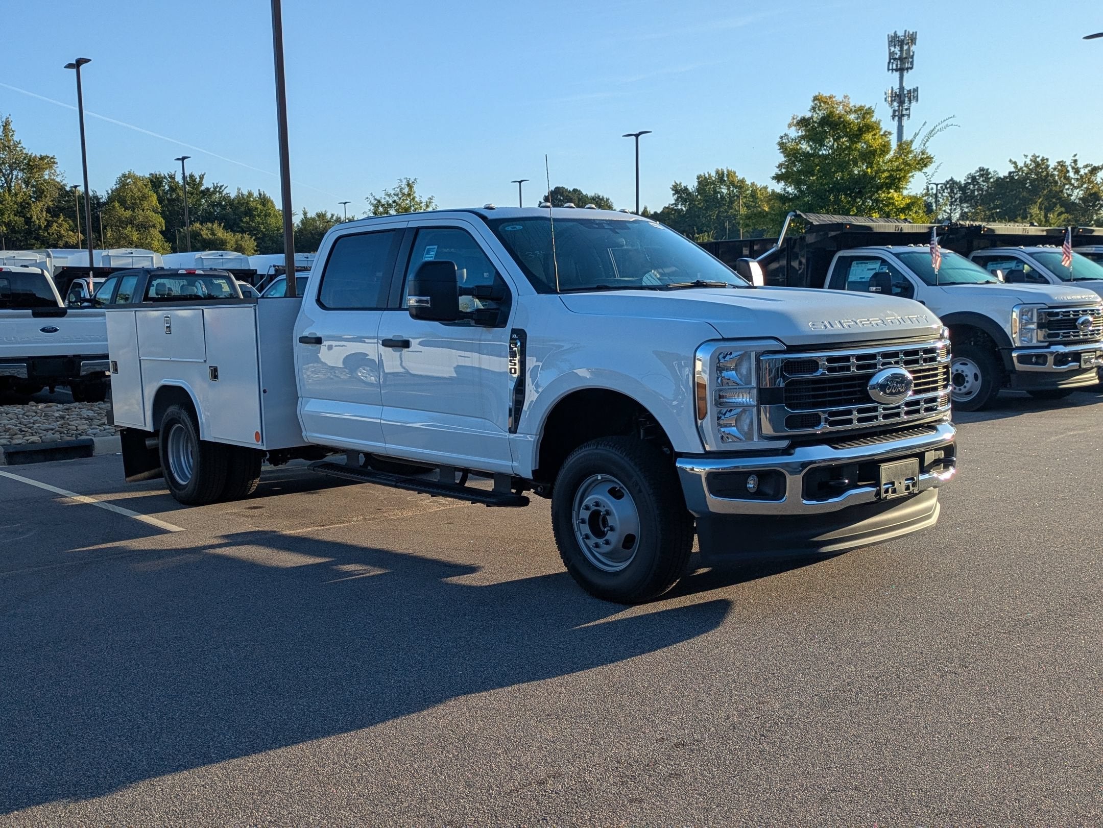 2026 Ford Super Duty F-350 DRW XL