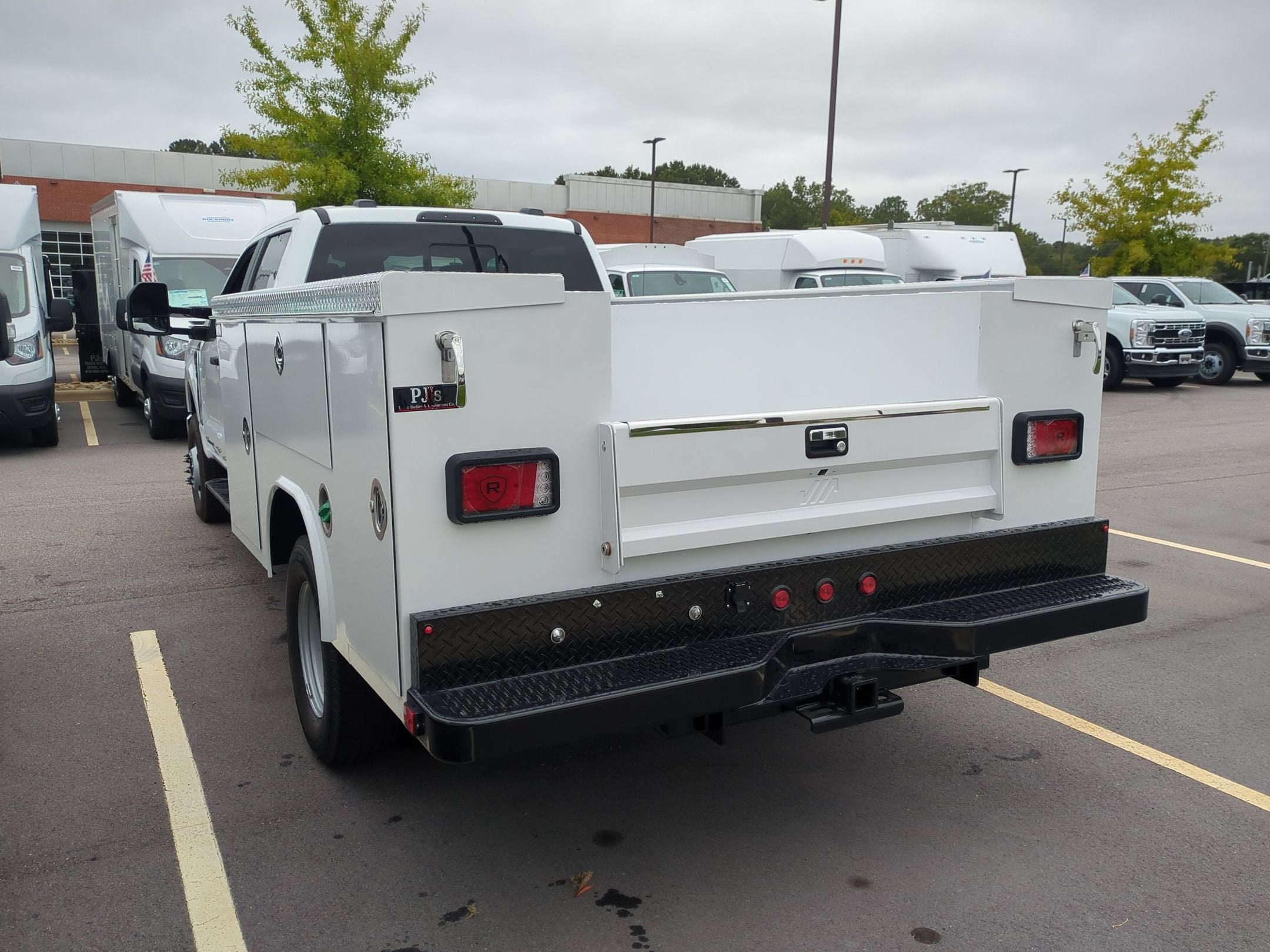 2026 Ford Super Duty F-350 DRW XL