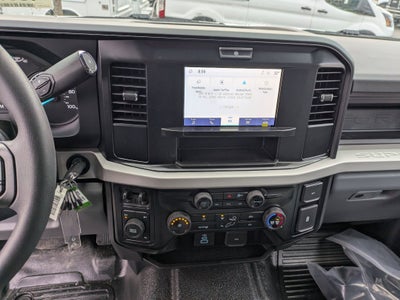 2026 Ford Super Duty F-350 DRW XL