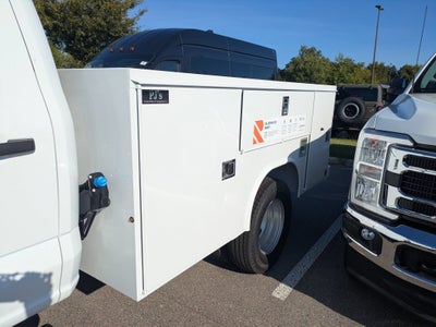2026 Ford Super Duty F-350 DRW XL