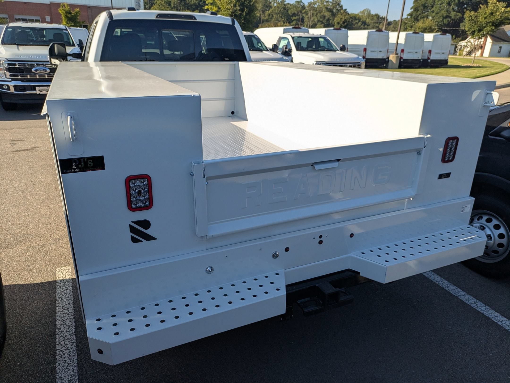 2026 Ford Super Duty F-350 DRW XL