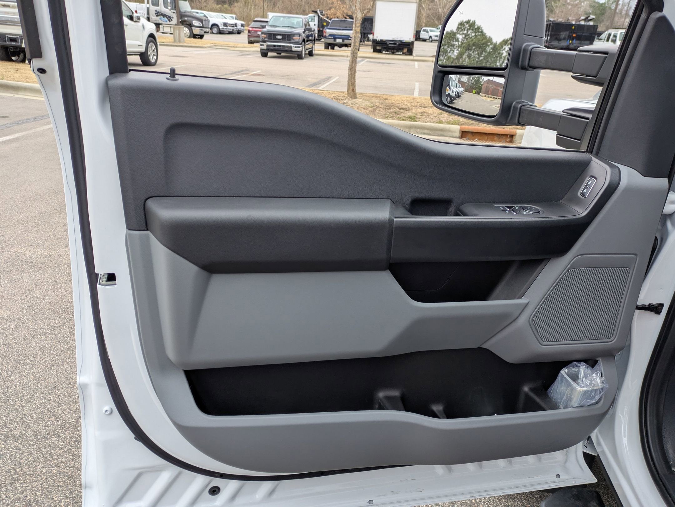 2026 Ford Super Duty F-550 DRW XL