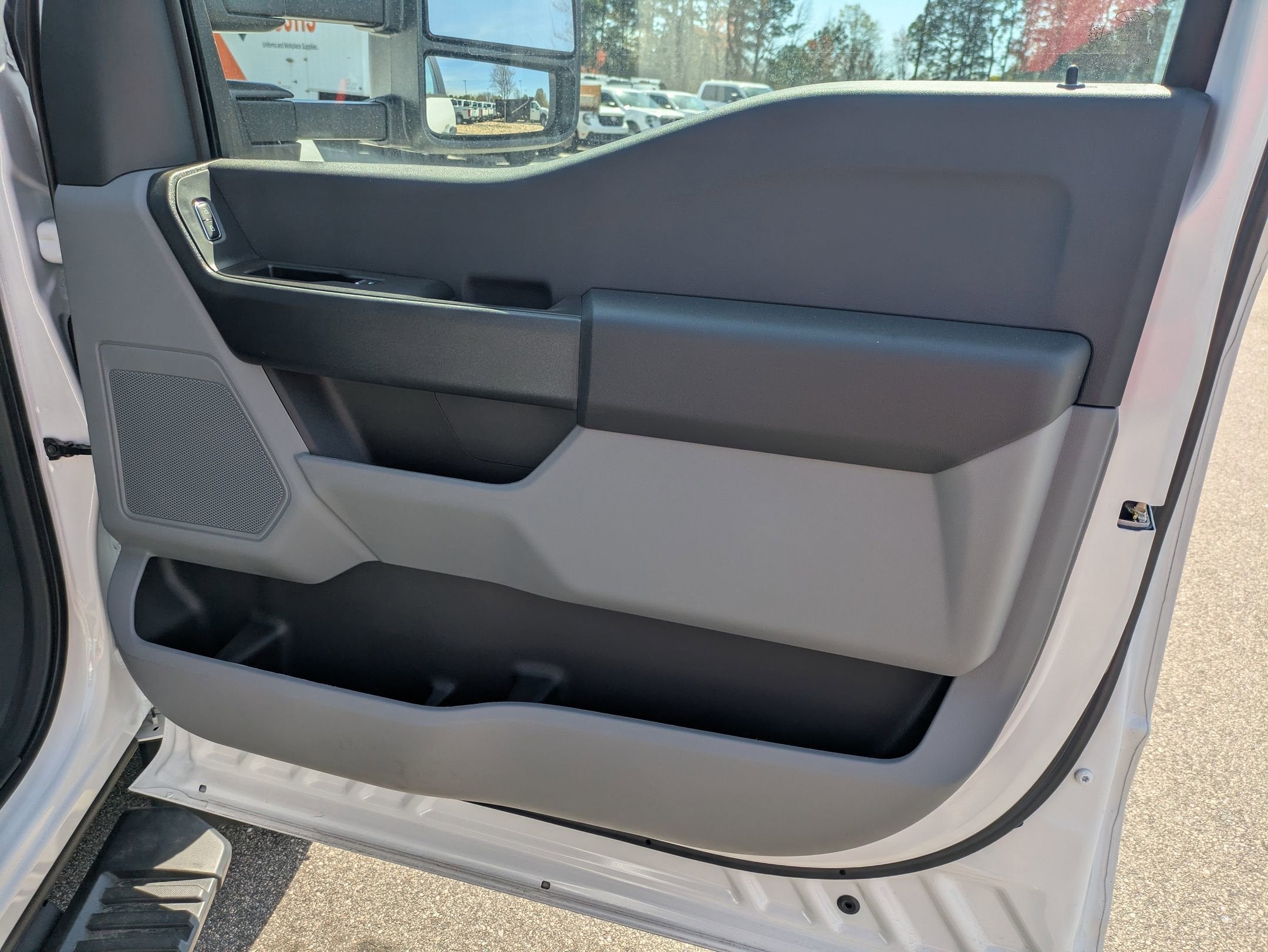 2026 Ford Super Duty F-550 DRW XL