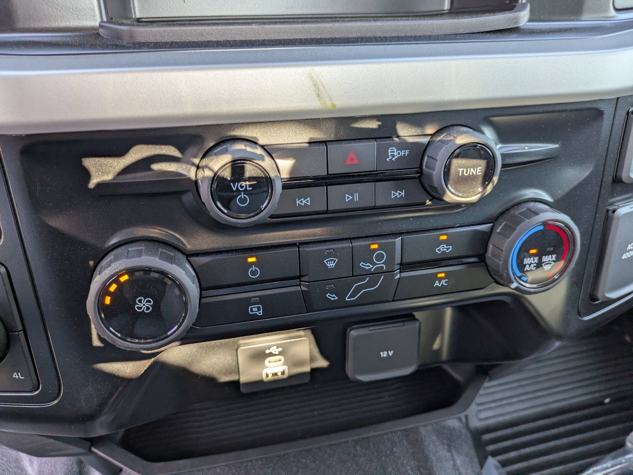 2026 Ford Super Duty F-550 DRW XL