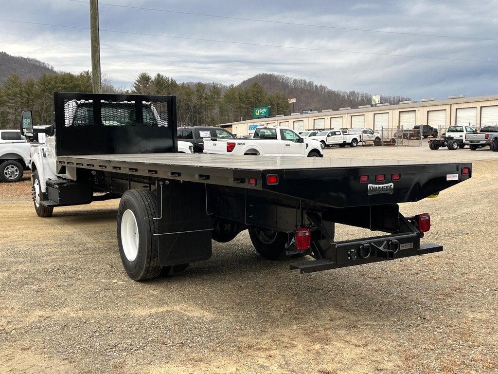 2025 Ford F-650SD Base