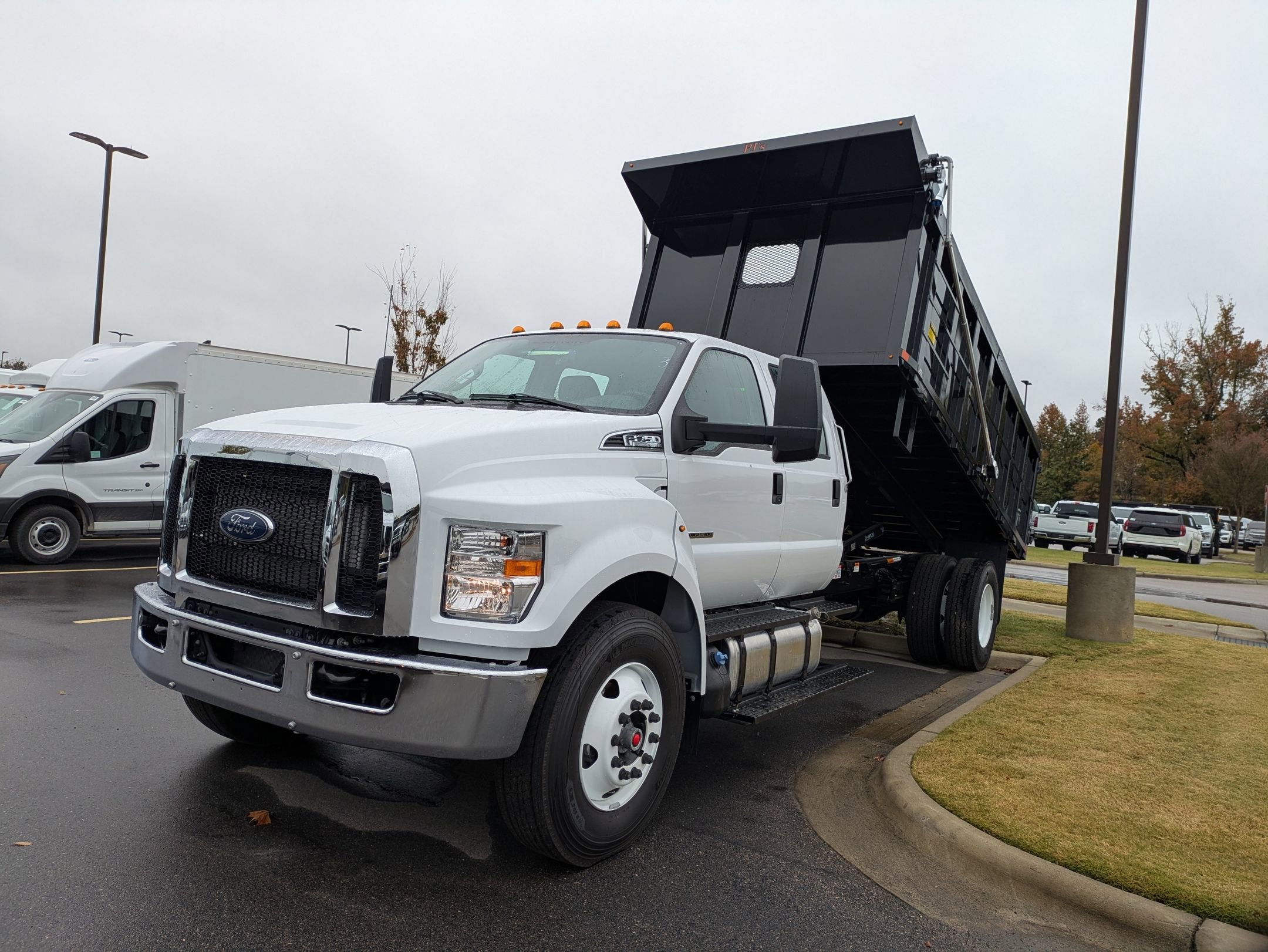 2026 Ford F-750SD Base