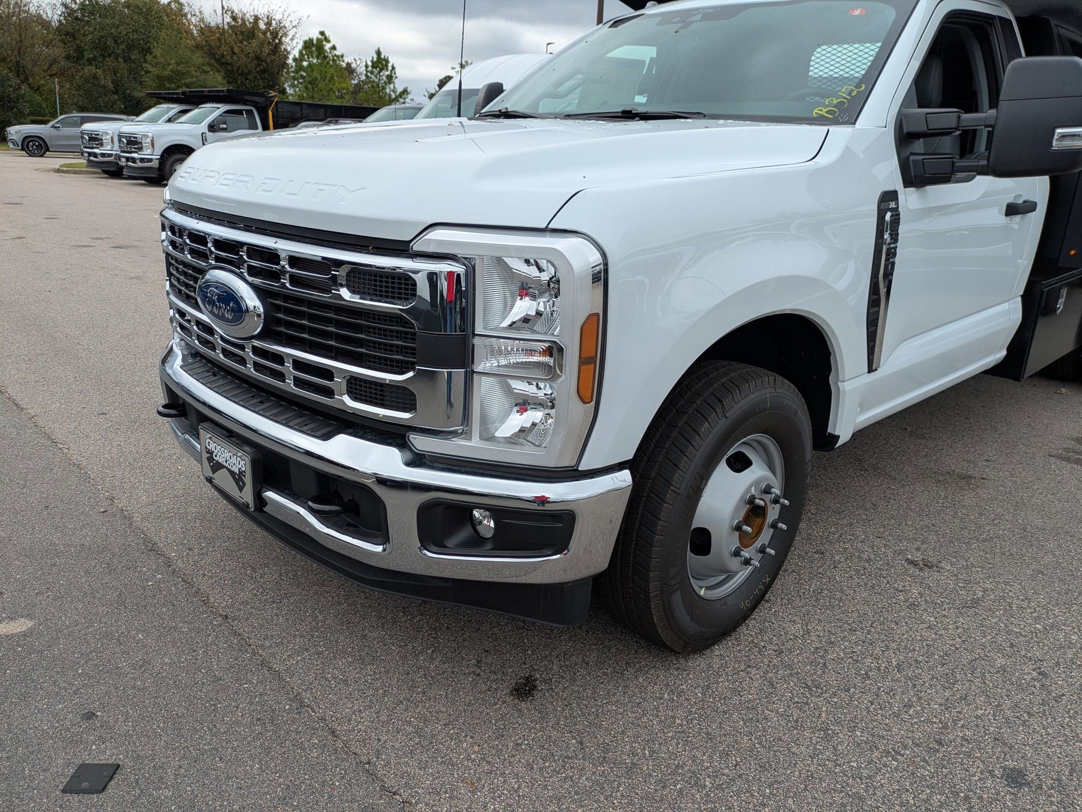 2026 Ford Super Duty F-350 DRW XL