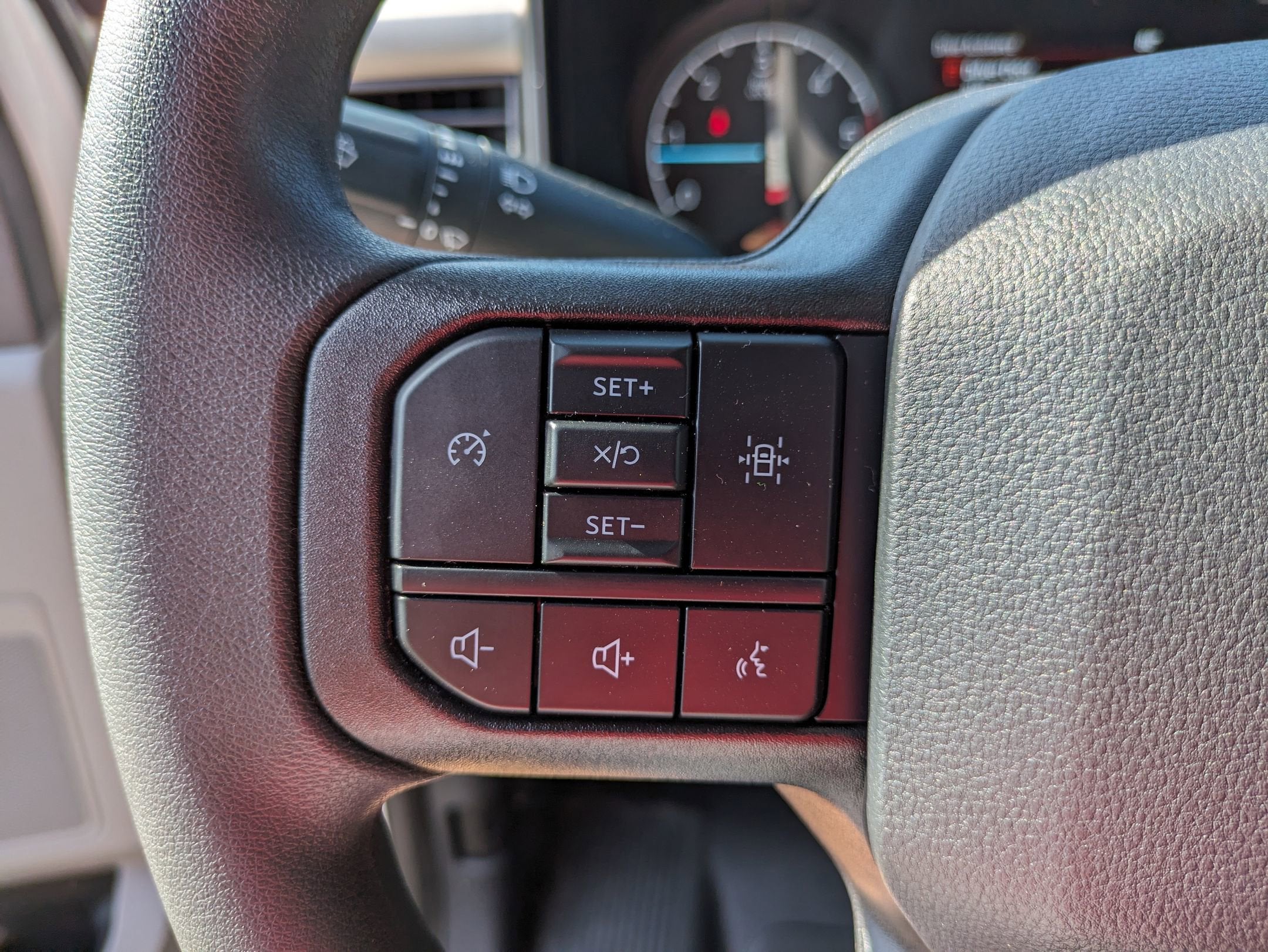 2025 Ford Super Duty F-550 DRW XL