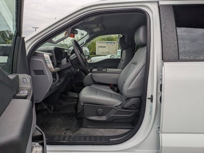 2025 Ford Super Duty F-550 DRW XL