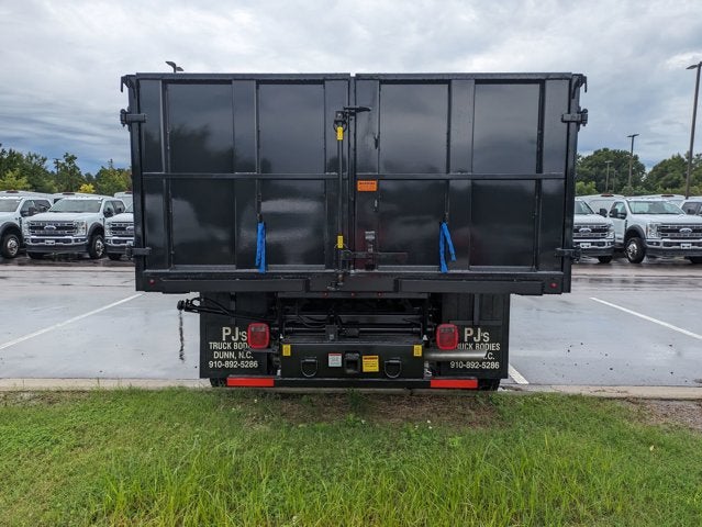 2025 Ford Super Duty F-550 DRW XL