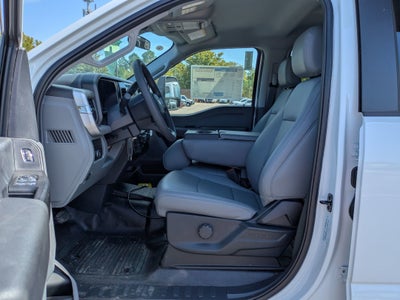 2025 Ford Super Duty F-550 DRW XL