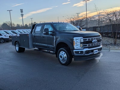 2025 Ford Super Duty F-550 DRW XL
