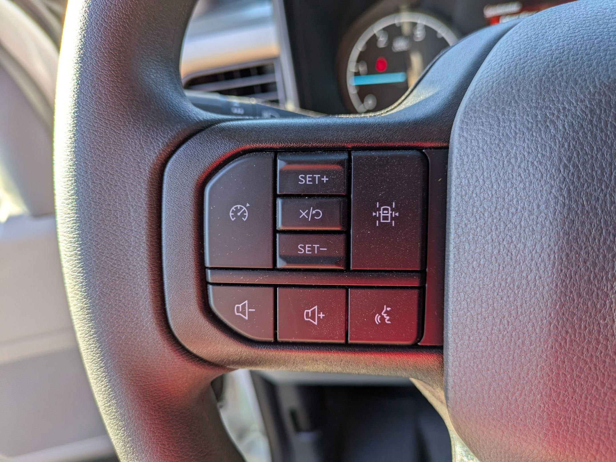 2025 Ford Super Duty F-550 DRW XL