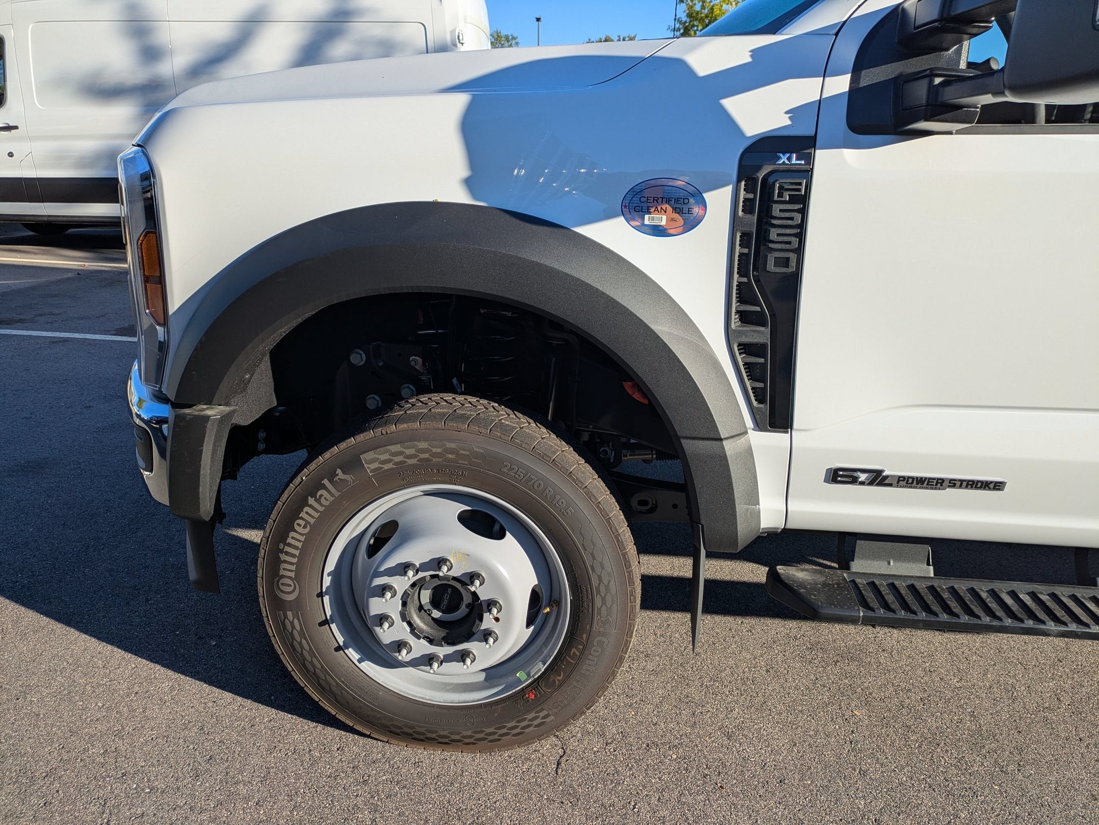 2027 Ford Super Duty F-550 DRW XL