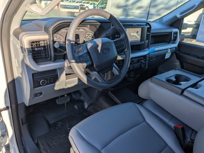 2027 Ford Super Duty F-550 DRW XL