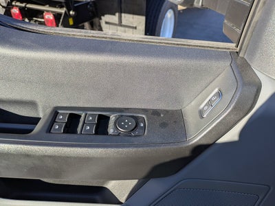 2027 Ford Super Duty F-550 DRW XL