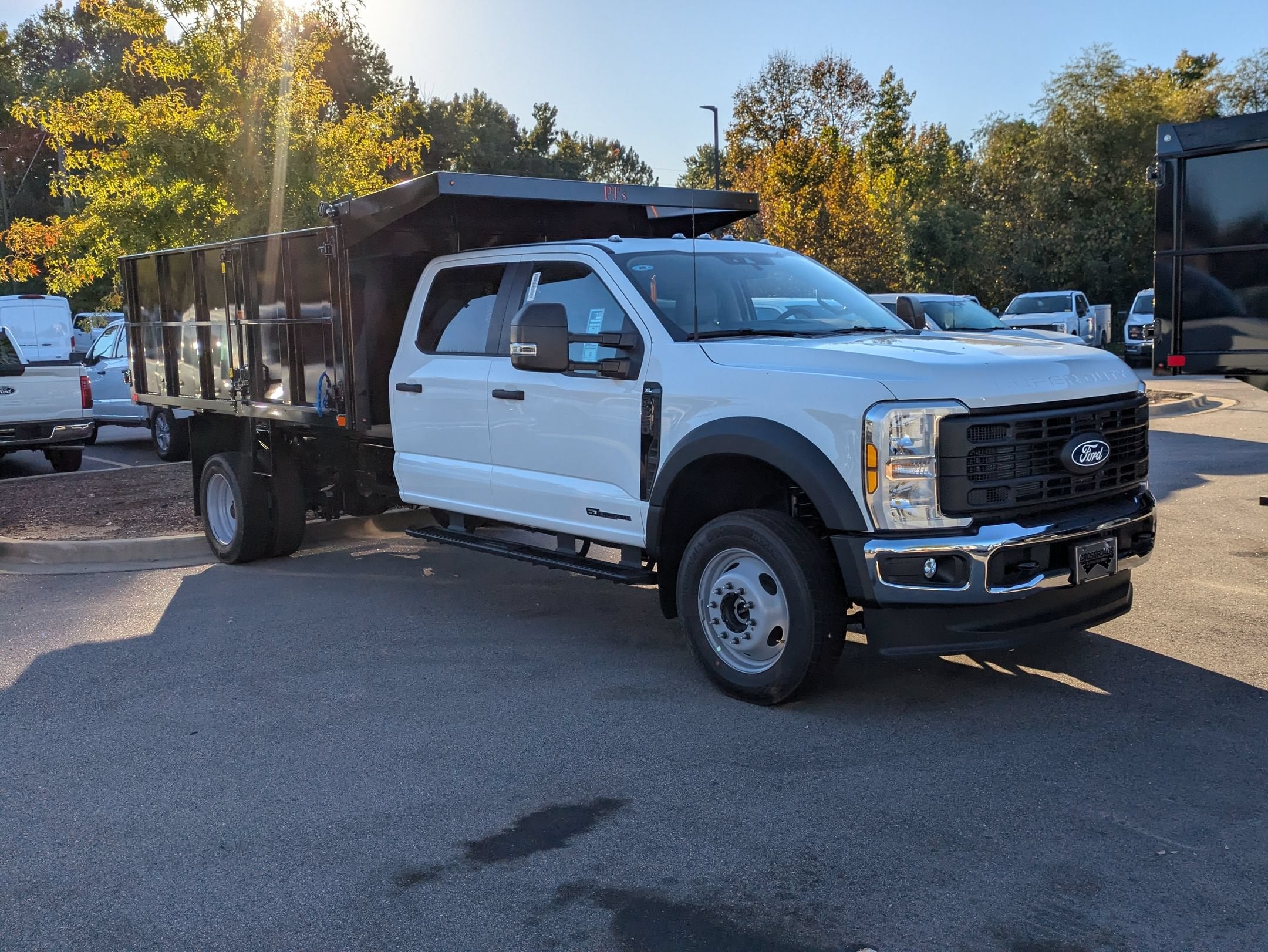 2027 Ford Super Duty F-550 DRW XL