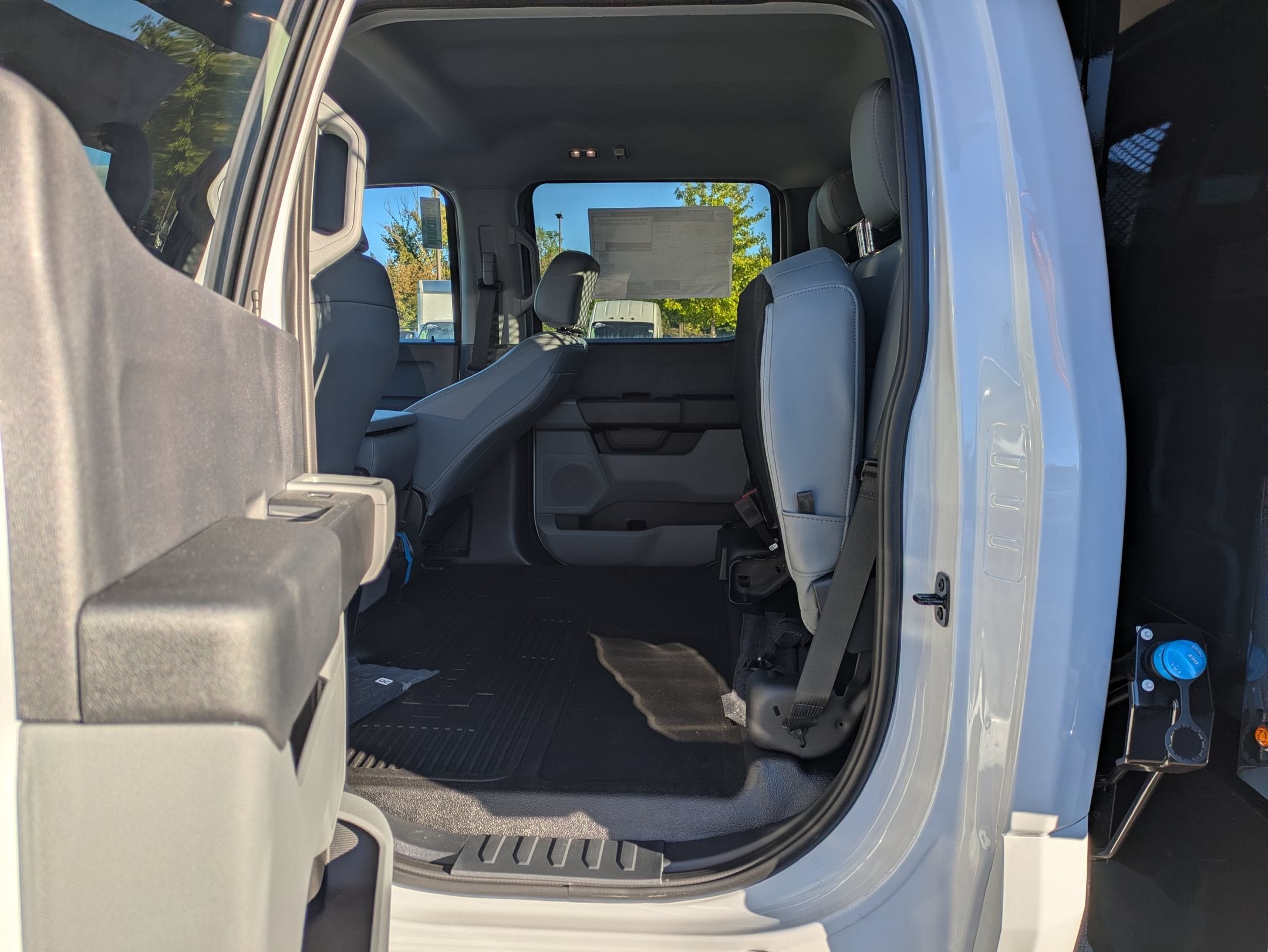 2027 Ford Super Duty F-550 DRW XL