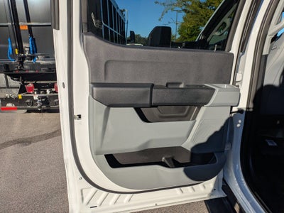 2027 Ford Super Duty F-550 DRW XL