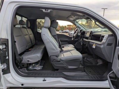 2026 Ford Super Duty F-550 DRW XL