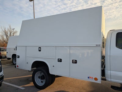 2026 Ford Super Duty F-550 DRW XL